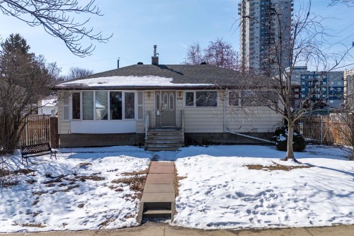 8309 93 Avenue, Edmonton, AB - Outdoor