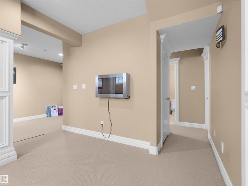 Neutral-toned wall finishes throughout - 1511 69 Street, Edmonton, AB - Indoor Photo Showing Other Room