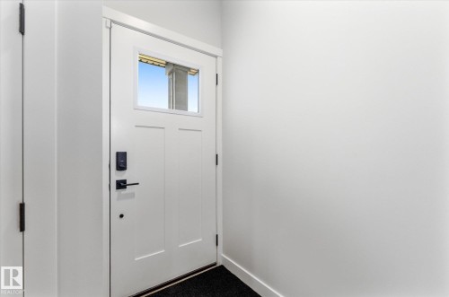 18 Grayson Green, Stony Plain, AB - Indoor Photo Showing Other Room
