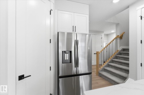 18 Grayson Green, Stony Plain, AB - Indoor Photo Showing Other Room