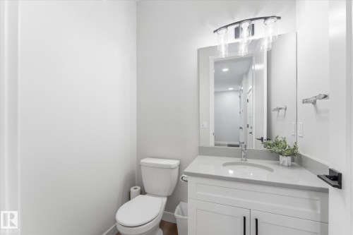 18 Grayson Green, Stony Plain, AB - Indoor Photo Showing Bathroom