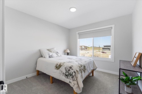 18 Grayson Green, Stony Plain, AB - Indoor Photo Showing Bedroom