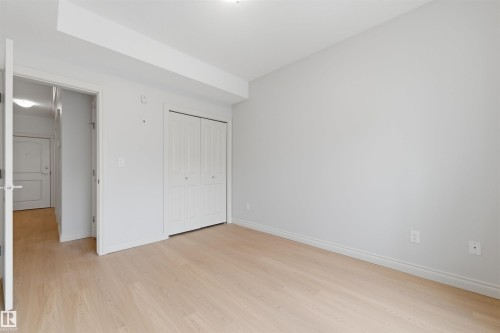 235 10121 80 Avenue, Edmonton, AB - Indoor Photo Showing Other Room