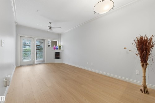 235 10121 80 Avenue, Edmonton, AB - Indoor Photo Showing Other Room