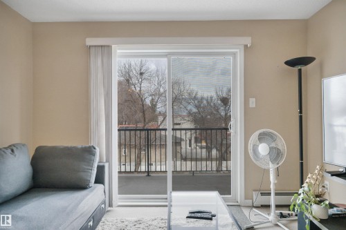 326 11325 83 Street, Edmonton, AB - Indoor