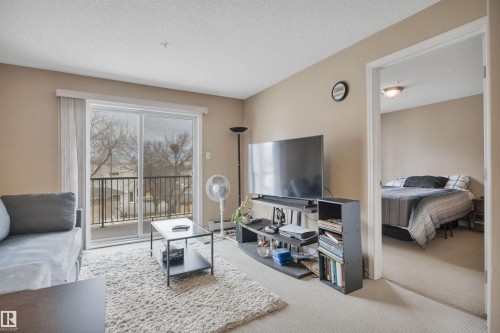 326 11325 83 Street, Edmonton, AB - Indoor