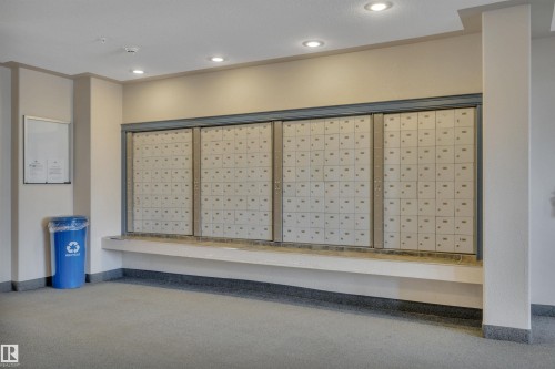 326 11325 83 Street, Edmonton, AB - Indoor Photo Showing Other Room