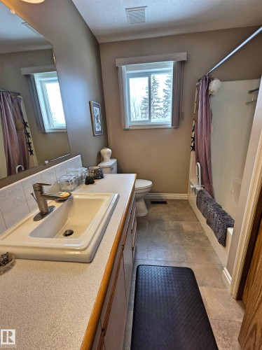 58310 Range Road 101, Rural St. Paul County, AB - Indoor Photo Showing Bathroom