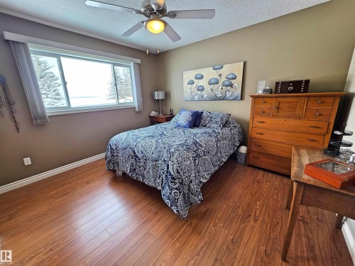 58310 Range Road 101, Rural St. Paul County, AB - Indoor Photo Showing Bedroom