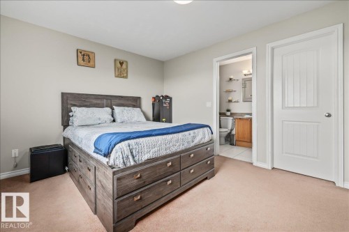 76 Napoleon Crescent, St. Albert, AB - Indoor Photo Showing Bedroom