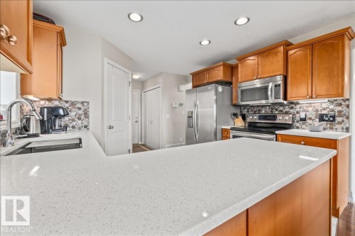 76 Napoleon Crescent, St. Albert, AB - Indoor Photo Showing Kitchen