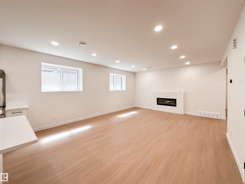 12342 131 Street, Edmonton, AB 
