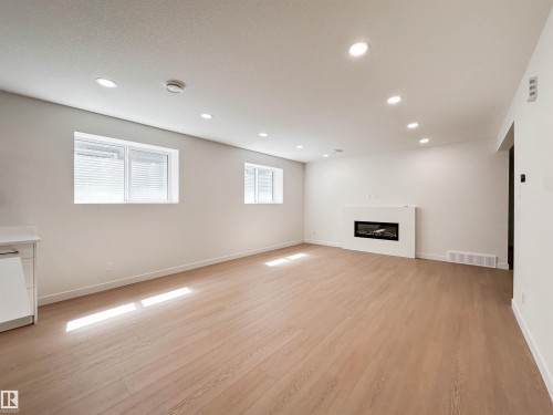 12342 131 Street, Edmonton, AB 
