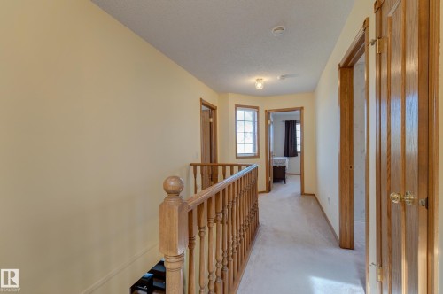 1003 Blackburn Close, Edmonton, AB - Indoor Photo Showing Other Room
