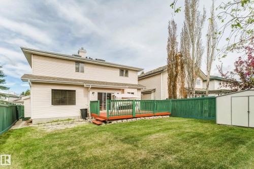 1003 Blackburn Close, Edmonton, AB - Outdoor