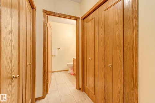 1003 Blackburn Close, Edmonton, AB - Indoor
