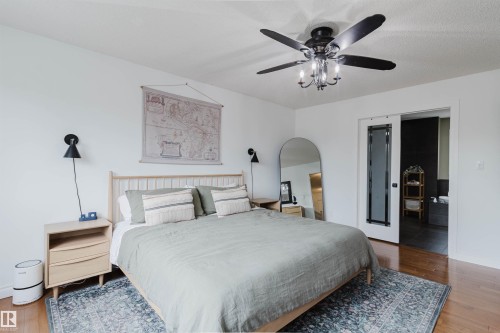 18 Hunter Crest, Sherwood Park, AB - Indoor Photo Showing Bedroom