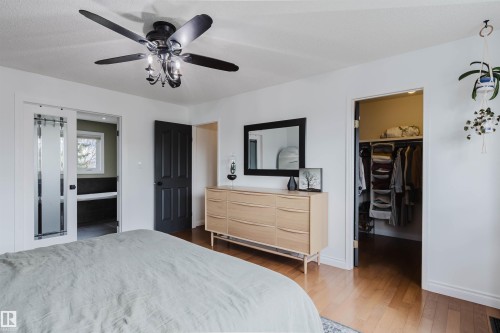 18 Hunter Crest, Sherwood Park, AB - Indoor Photo Showing Bedroom