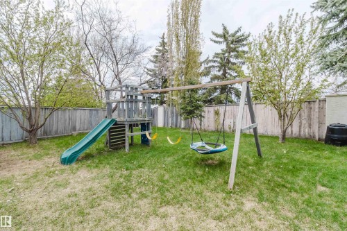 18 Hunter Crest, Sherwood Park, AB - Outdoor With Backyard