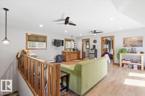 B59 Cottage Crescent, Rural Leduc County, AB - Indoor