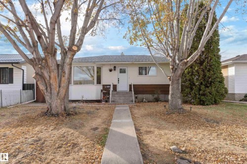 5614 48A Street  Vegreville, AB T9C 1G7