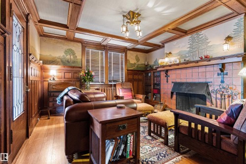6210 Ada Boulevard Nw, Edmonton, AB - Indoor With Fireplace
