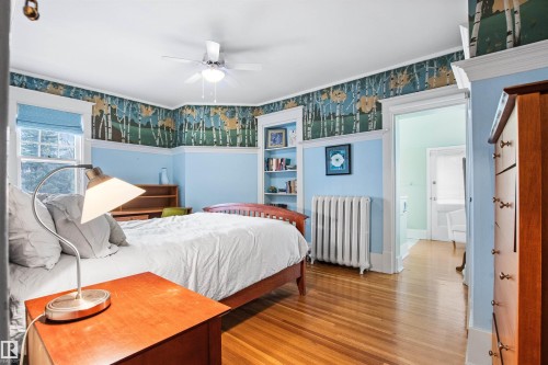 6210 Ada Boulevard Nw, Edmonton, AB - Indoor Photo Showing Bedroom
