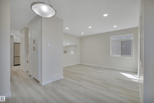 52 Pipestone Drive, Devon, AB - Indoor Photo Showing Other Room