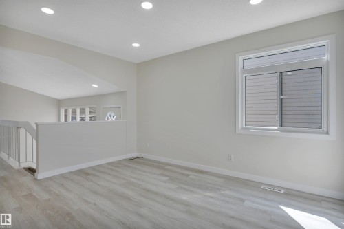 52 Pipestone Drive, Devon, AB - Indoor Photo Showing Other Room