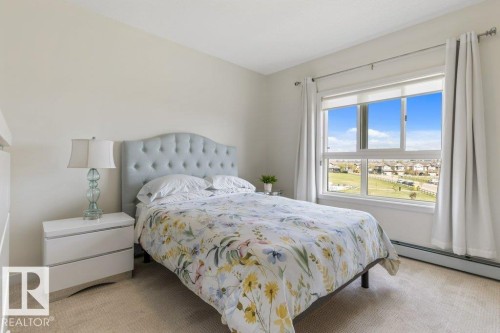 430 5504 Schonsee Drive, Edmonton, AB - Indoor Photo Showing Bedroom
