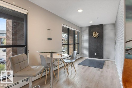 430 5504 Schonsee Drive, Edmonton, AB - Indoor