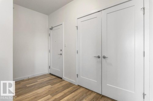 430 5504 Schonsee Drive, Edmonton, AB - Indoor Photo Showing Other Room