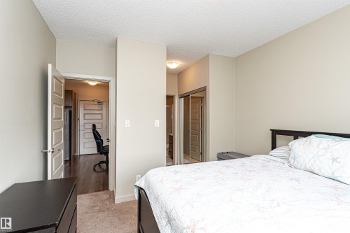 225 503 Albany Way, Edmonton, AB - Indoor Photo Showing Bedroom