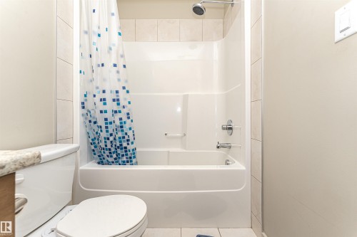 225 503 Albany Way, Edmonton, AB - Indoor Photo Showing Bathroom