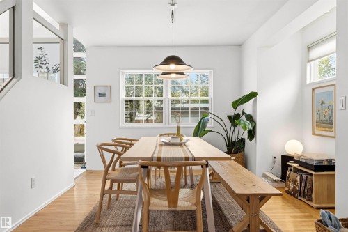 11415 73 Avenue, Edmonton, AB - Indoor Photo Showing Dining Room