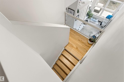 11415 73 Avenue, Edmonton, AB - Indoor Photo Showing Other Room