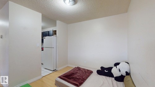 Image quality insufficient for description - 402 2624 Millwoods East Road E, Edmonton, AB - Indoor Photo Showing Other Room