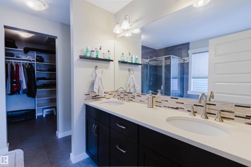 173 Sheppard Circle, Leduc, AB - Indoor Photo Showing Bathroom