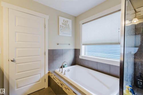 173 Sheppard Circle, Leduc, AB - Indoor Photo Showing Bathroom