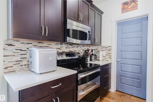 173 Sheppard Circle, Leduc, AB - Indoor Photo Showing Kitchen