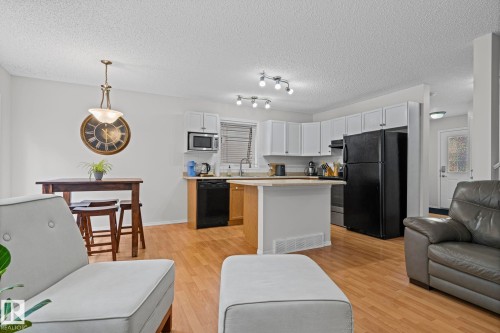 97 2021 Grantham Court Nw, Edmonton, AB - Indoor