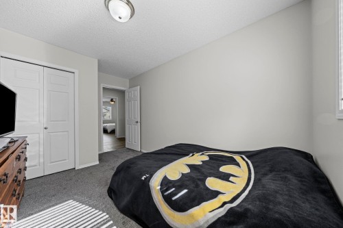 97 2021 Grantham Court Nw, Edmonton, AB - Indoor Photo Showing Bedroom
