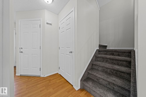 97 2021 Grantham Court Nw, Edmonton, AB - Indoor Photo Showing Other Room