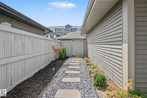 6127 Carr Road, Edmonton, AB - Outdoor
