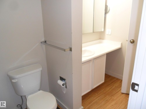 #66 8930 99 Av, Fort Saskatchewan, AB - Indoor Photo Showing Bathroom
