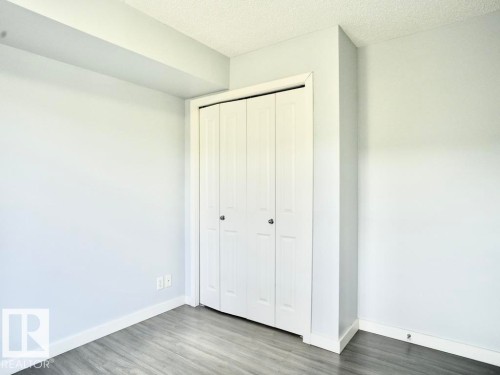 320 5816 Mullen Place, Edmonton, AB - Indoor Photo Showing Other Room