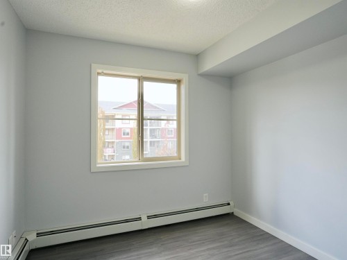 320 5816 Mullen Place, Edmonton, AB - Indoor Photo Showing Other Room
