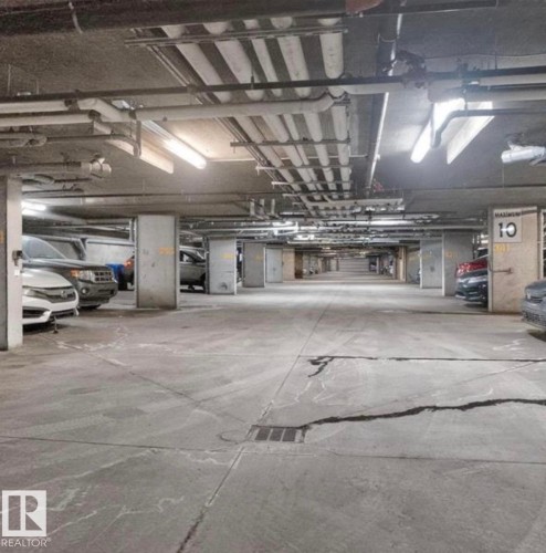 320 5816 Mullen Place, Edmonton, AB - Indoor Photo Showing Garage