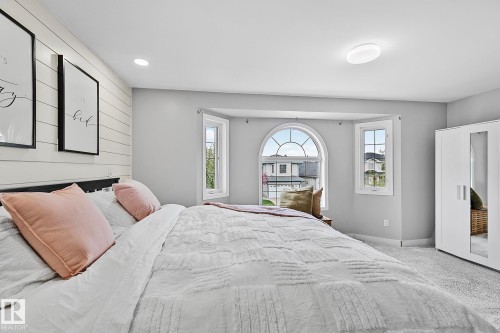 3205 41A Avenue, Edmonton, AB - Indoor Photo Showing Bedroom