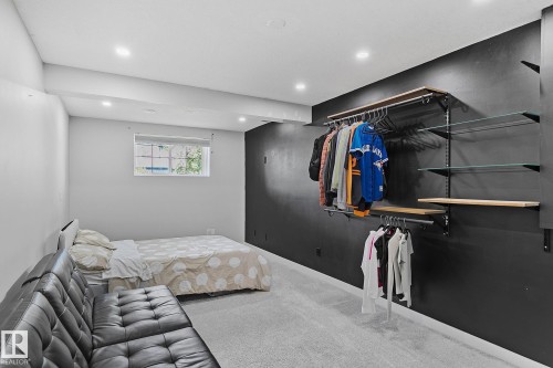3205 41A Avenue, Edmonton, AB - Indoor Photo Showing Bedroom